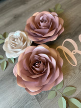 Load image into Gallery viewer, Pearl Rose Set