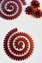 Load image into Gallery viewer, Rolled Flower Frame Kit
