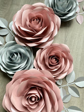 Load image into Gallery viewer, Pearl Rose Set

