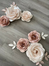 Load image into Gallery viewer, Pearl Rose Set
