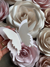 Load image into Gallery viewer, Large Pearl Rose Set
