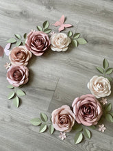 Load image into Gallery viewer, Mini Pearl Rose Set
