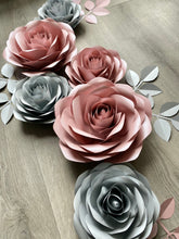 Load image into Gallery viewer, Pearl Rose Set
